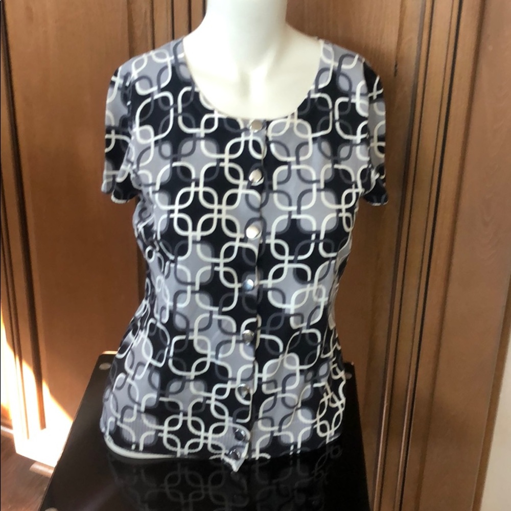 NWT Ann Taylor Short Sleeved Button Sweater/Top